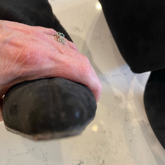 Discounted Shipping! Jimmy Choo Stretch black Suede Pull On Boot- Kitten heel - Picture 14 of 16